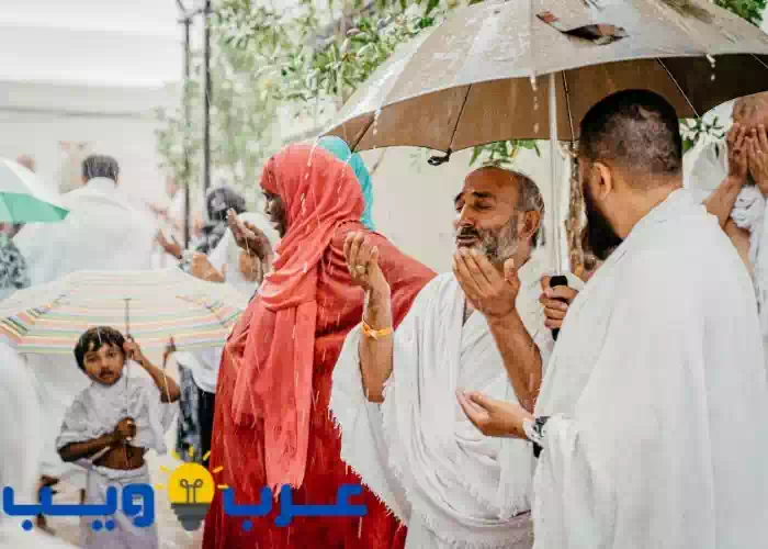 تعبیر خواب درباره بلند كردن دستها برای دعا در باران