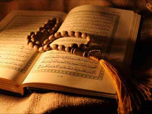 تعبیر خواب درباره خواندن قرآن