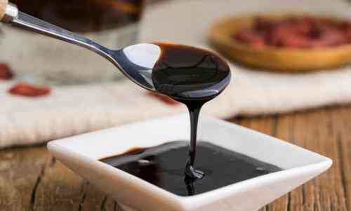 تعبیر خواب درباره عسل سیاه در خواب توسط ابن سیرین و نبولسی متفاوت است تعبیر خواب درباره عسل سیاه